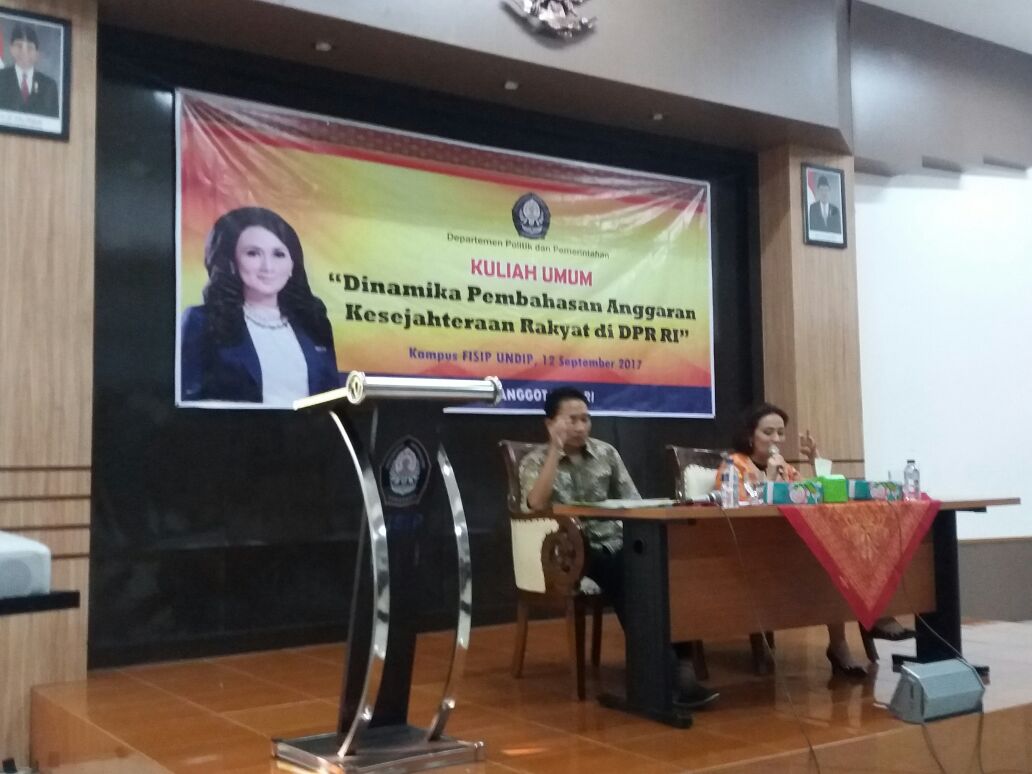 Kuliah Umum “Politik Anggaran”